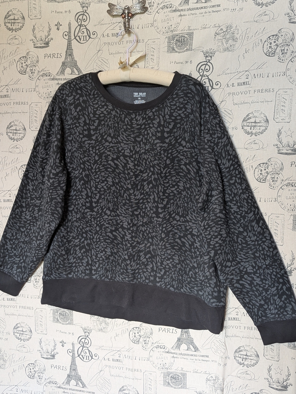Black & Gray Leopard Print Crewneck Sweatshirt - Size XL